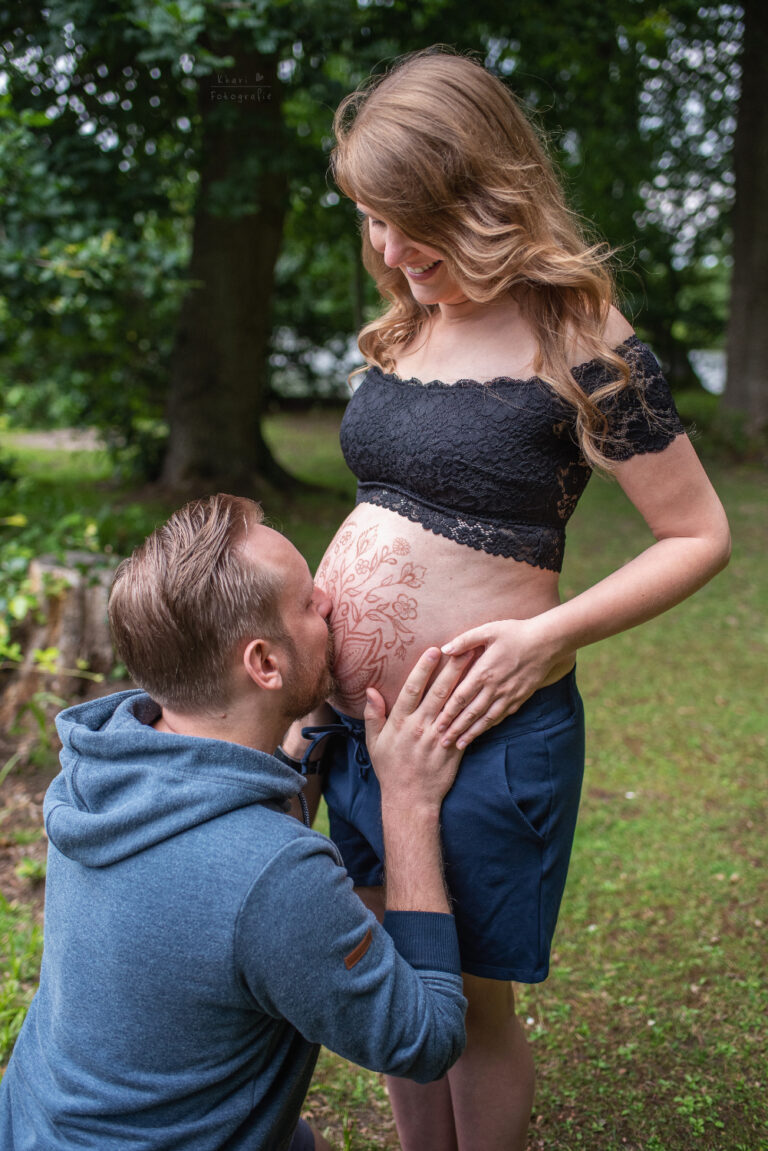 Schwangerschaftsshooting Babybauchshooting Khari Fotografie Rastede