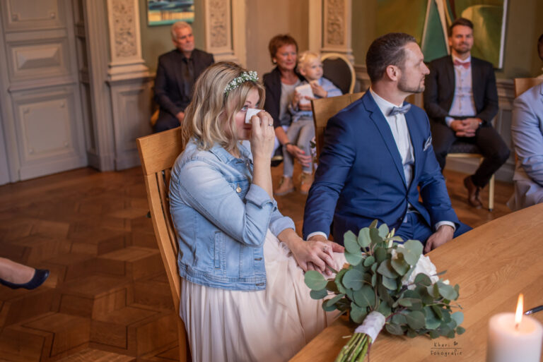 Trauung Rastede Palais Brautpaar Tränen