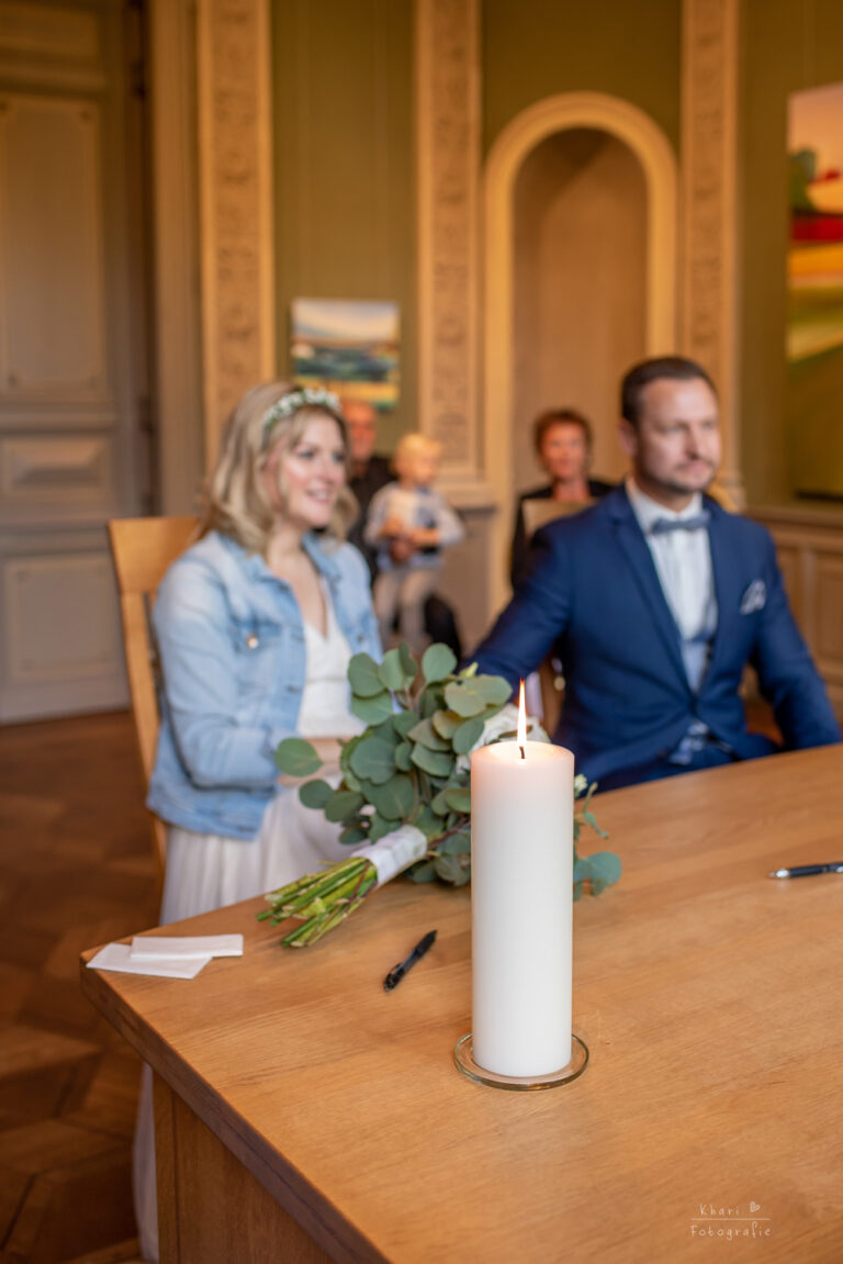 Trauung Rastede Palais Brautpaar Detail