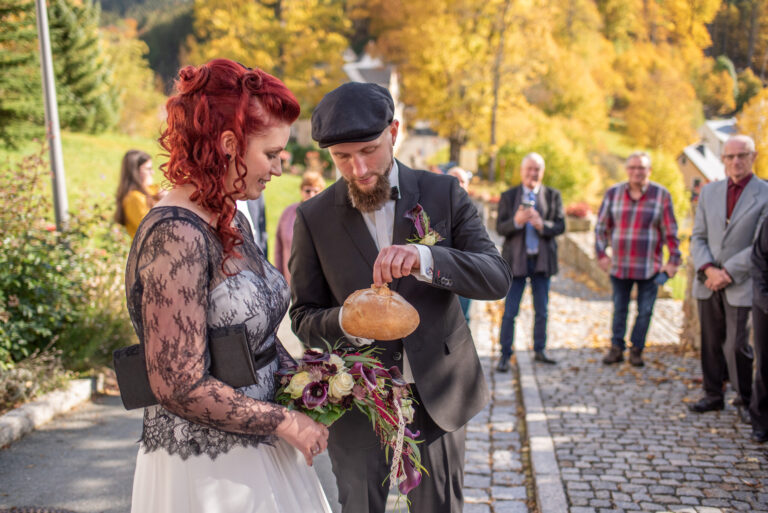 Hochzeit Burg Scharfenstein Zeremonie Brot und Salz