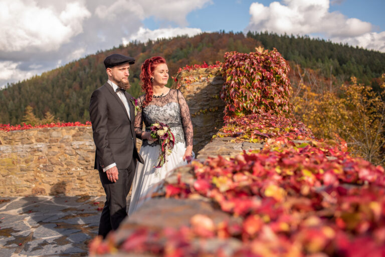 Hochzeit Burg Scharfenstein Fotoshooting Brautpaar