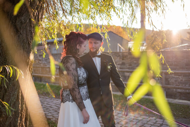 Hochzeit Hotel Saigerhütte Olbernhau Fotoshooting Brautpaar