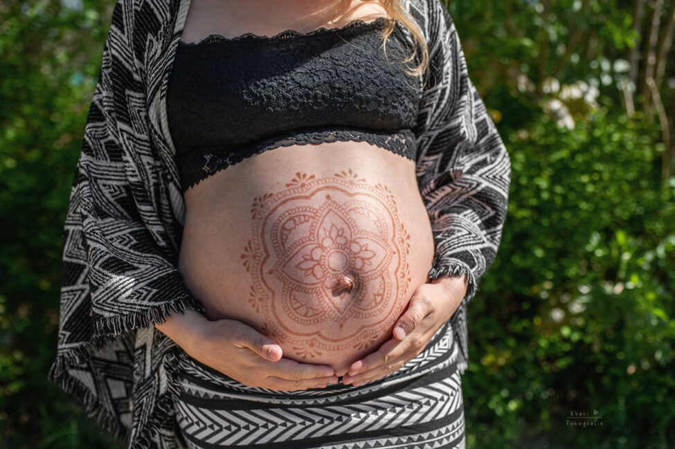 Schwangerschaftsshooting Babybauchshooting Khari Fotografie Rastede