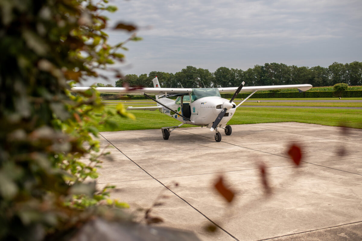 Schloss Köhlmoor Felde Flugzeug