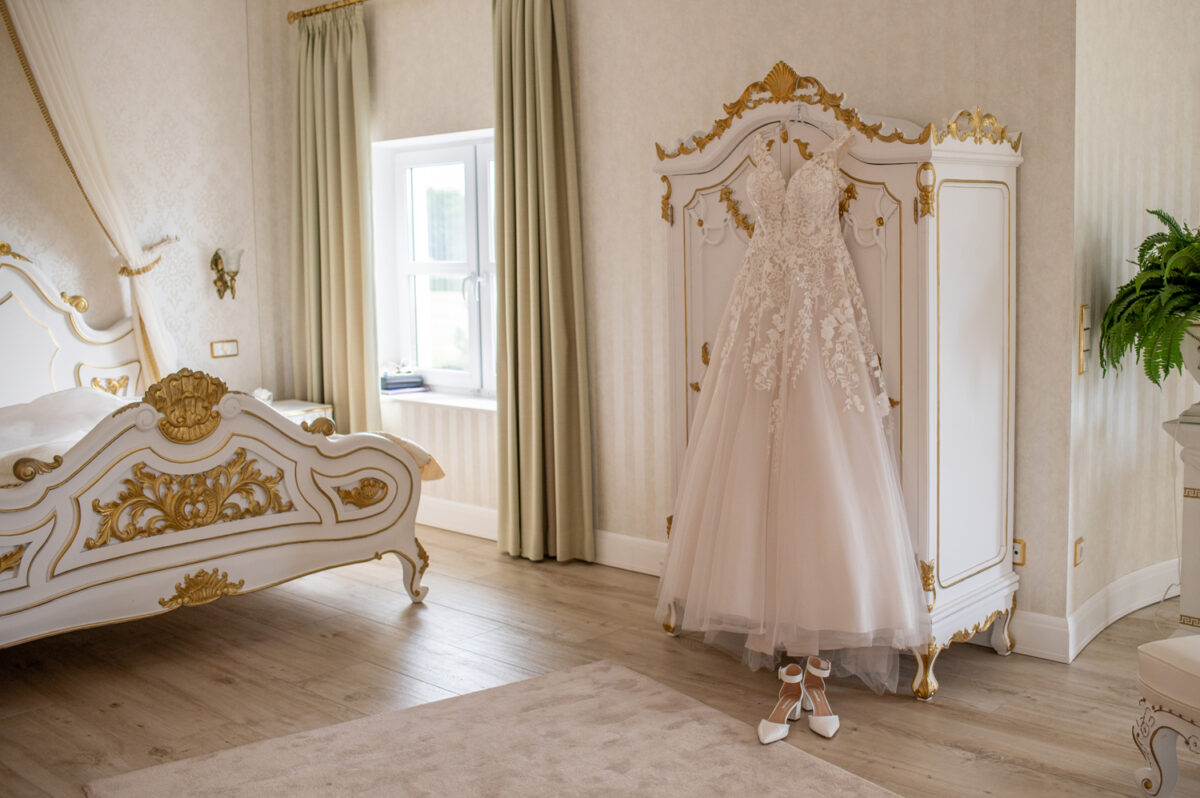 Schloss Köhlmoor Felde Hochzeit Suite